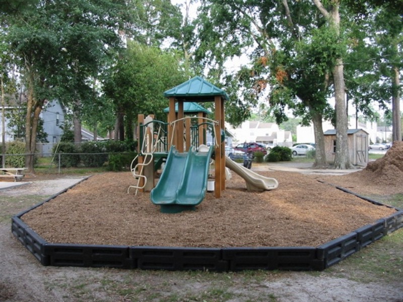 Plastic Border Commercial Playground Equipment